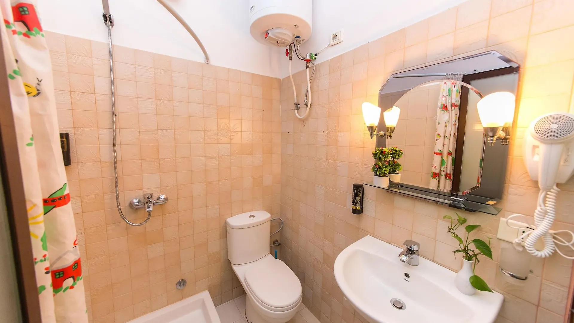 Hotel Baron Tirana