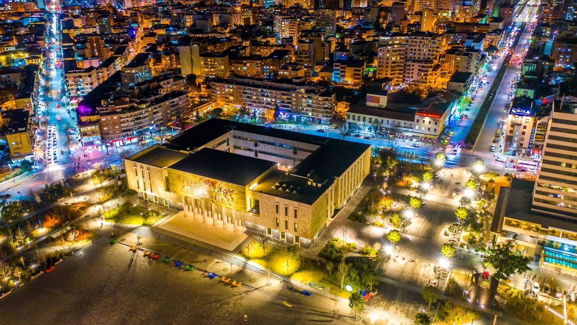 Hotel Baron Tirana 3*,  Albania