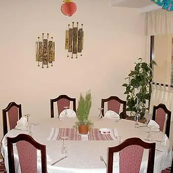 Hotel Baron Tirana